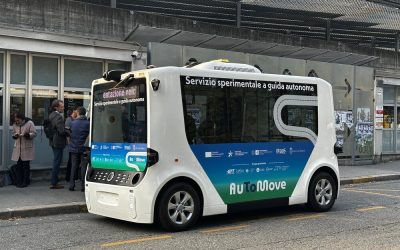  BUS  SENZA AUTISTA  E PENSIONI